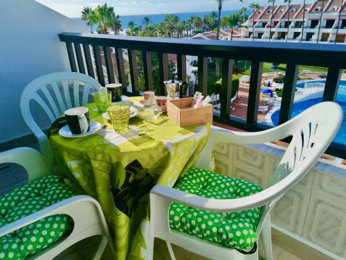Golden View Holiday Home