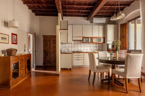 Casa Brunelleschi by Maison Florence
