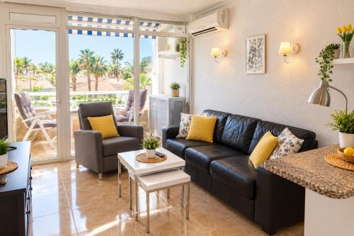Sunny Apartment Teneguia by Yumbo