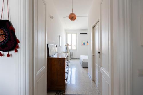 GuestHost - Modern and Bright Apartment in Rome