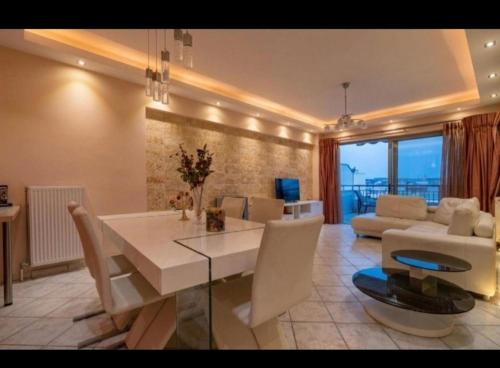 Elysian Sky Suite 421