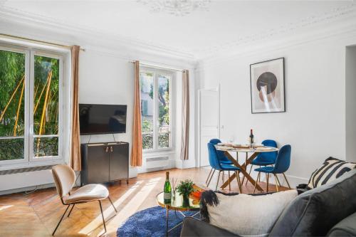 TheBlueStay 363 - Beautiful Apartment in Paris 17