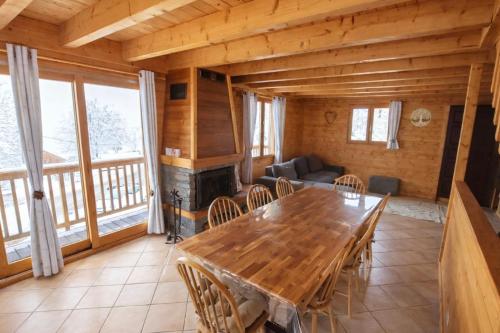 Apt or chalet near the slopes Les Orres