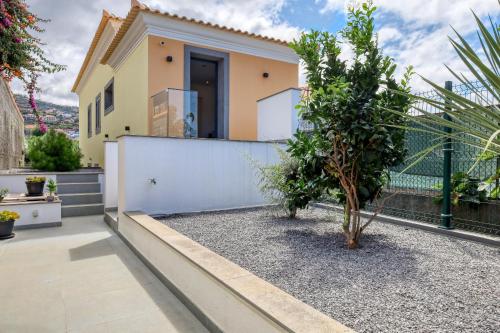 Villa Sol Apartment, a Home in Madeira