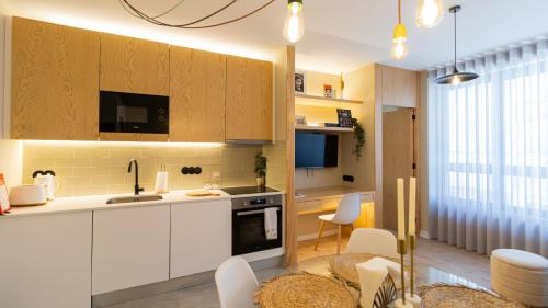 Damiao Charming Studio
