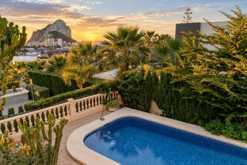 La AMISTAD Apartamento en Chalet con piscina compartida