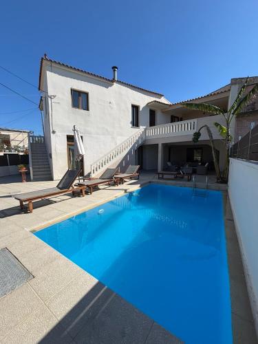 Lefteris Holiday Home