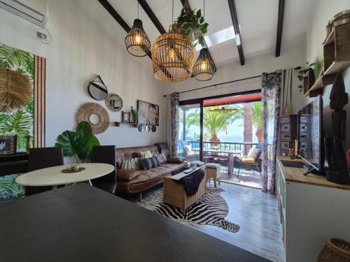 TOP 2 Sun Club bungalow terraza