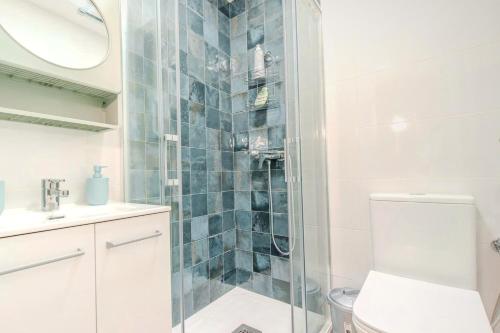 Cosy flat with AC 10 min from central Madrid