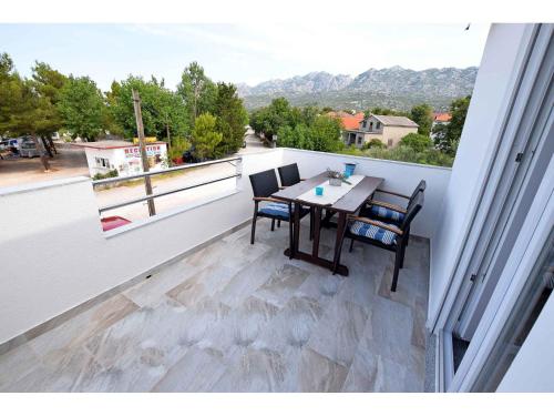 Apartments in Starigrad-Paklenica 35542
