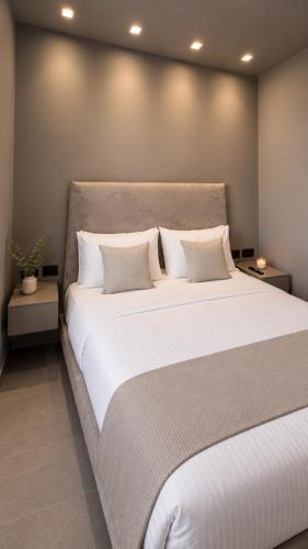 The Grey House - stylish 2BD apartment in Milan