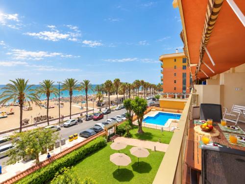Primera Línea de Playa con Gran Terraza