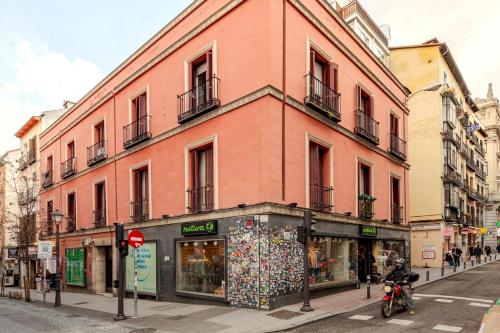 Boutique flat between Gran Via and Chueca central Madrid