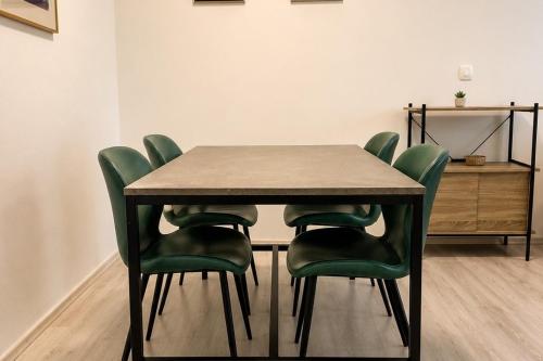 Apartments with WiFi Hvar - 25858