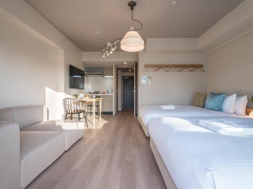 ESLEAD HOTEL Namba East