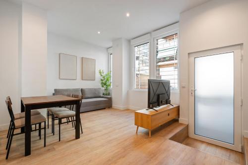 Gonzalo de Berceo - Apartamentos