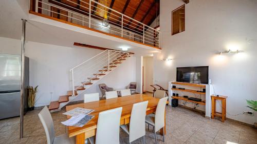 The Pool Horizon House by Villas Guide