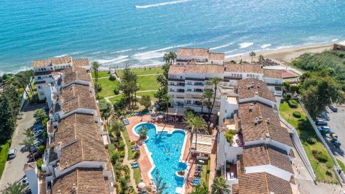 Playa Real Marbella Pool & Sea View by Downtown Apartments