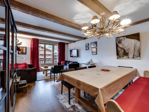 Appartement au cœur de Val d'Isère : 6 pers, 85m², 3 chambres, parking, WIFI, animaux admis