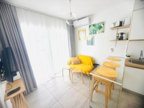 Bristol Sunset Beach PRIVATE apartment