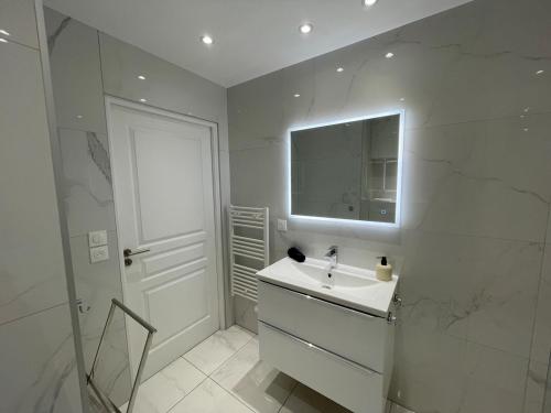 L'Escapade Cannoise, One bedroom apartment, terrace and garage