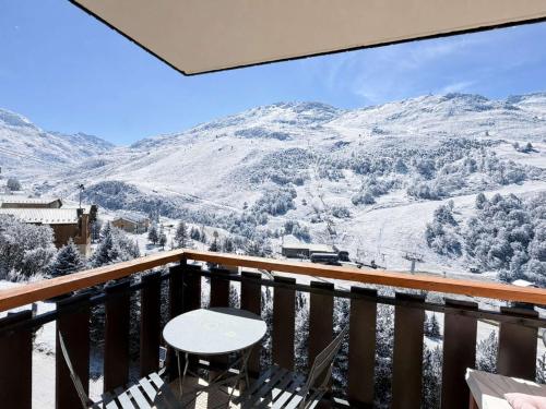 Appartement moderne et confortable au pied des pistes avec parking gratuit