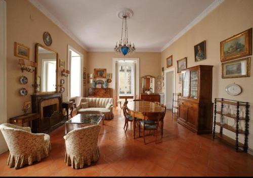 Conservatorio 16 Rooms centro storico