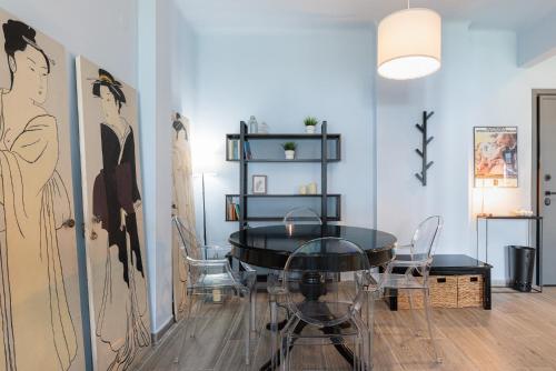 F & B Collection - Flat for 4