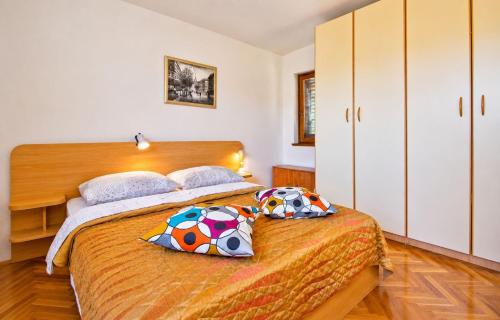 Apartment Mana