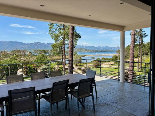 Superbe Villa 14 pers, vue mer et piscine chauffée