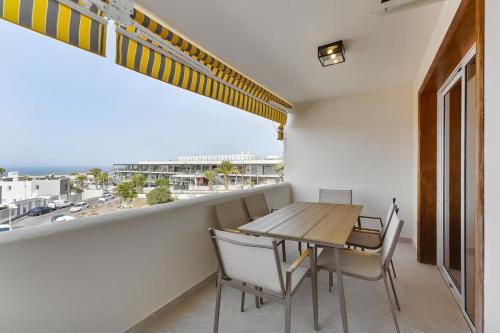 Blue Horizon apartment in Marina Palace