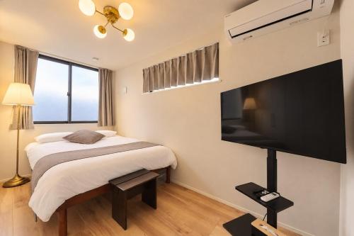 9 minutes to Shinjuku , New 97m2 House, 3 Bedrooms, Free Parking