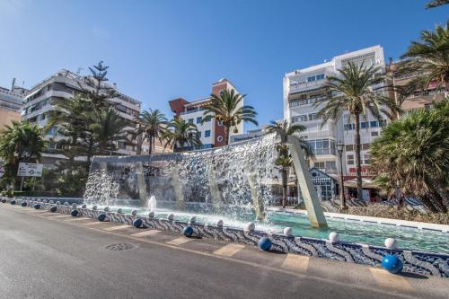 Palm Apartments Sunny Studio Fast Wi-Fi ideal for Long Stay