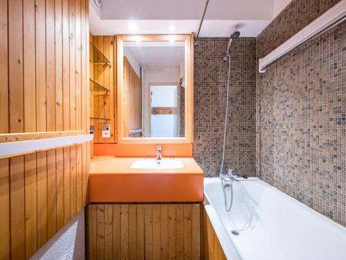 Studio lumineux avec balcon, Ski aux pieds, 4 pers - FR-1-344-945