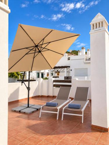Penthouse Seaview and Golf Valle Romano Estepona