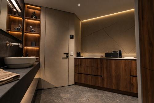Inalco Suite 16