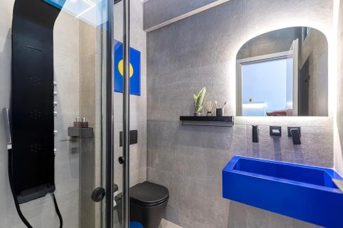 Morfes Karyatis studio,5 minutes from Monastiraki square