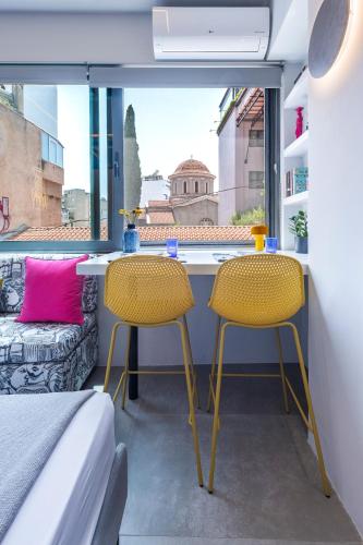 Morfes Karyatis studio,5 minutes from Monastiraki square