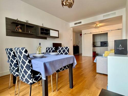 Sebastian Souviron 18 con Parking by Pineapple Homes