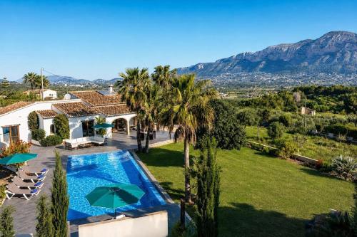 Villa Orlando by Aguilarent