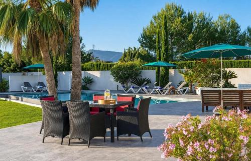 Villa Orlando by Aguilarent