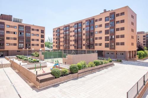 Tranquilo apartamento cerca del Estadio Metropolitano, IFEMA & Aeropuerto Madrid Barajas