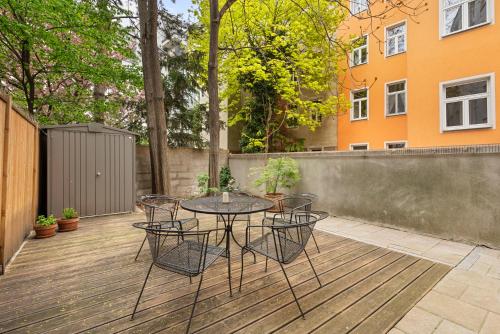 Thalia Garden Suites - 8 min to city center
