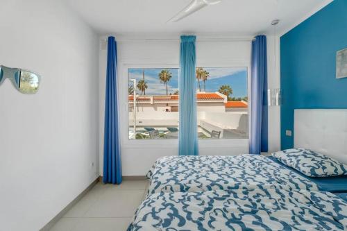 Heaven in Costa Adeje! Large terrace, Pool, HS-internet