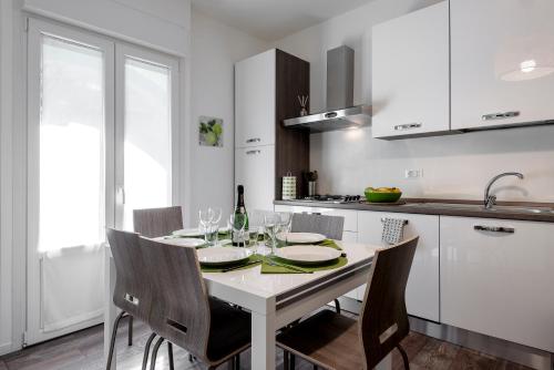 StayEasy Filzi11 - 3 Bedrooms, 2 baths - Central Station
