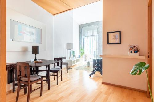 Charming Central Apartment