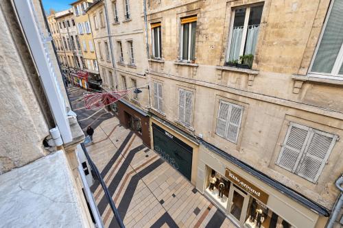 CLIM - 1 ch 1 sdb - proche tous commerces