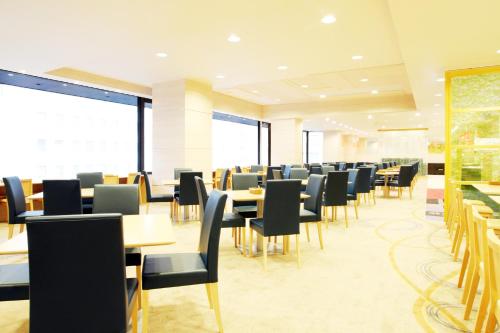 Ресторан / где поесть в Karasuma Kyoto Hotel