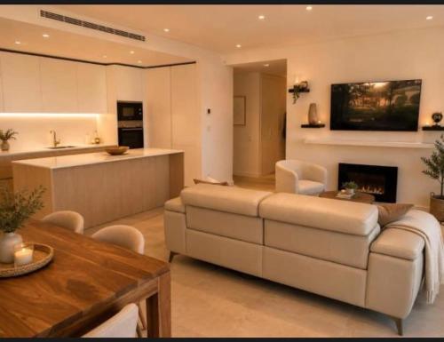 Modern Luxury in Palo Alto SPA ,Sea & Mountain View