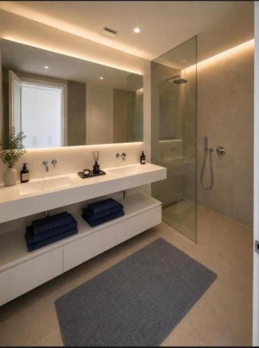Modern Luxury in Palo Alto SPA ,Sea & Mountain View